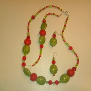 3pc Jewelry Set incl Necklace, bracelet & earrings